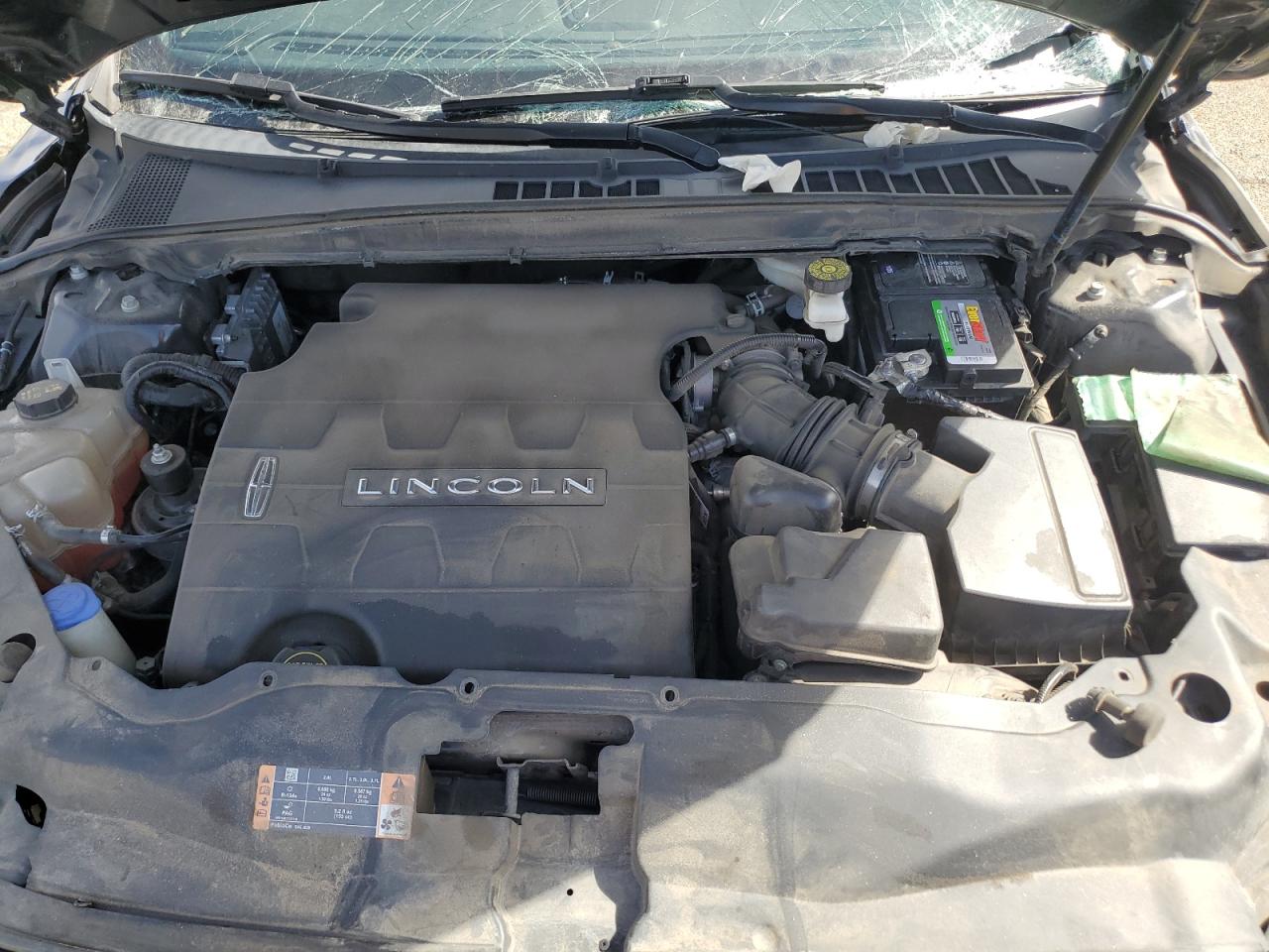 2019 Lincoln Continental - Image 12