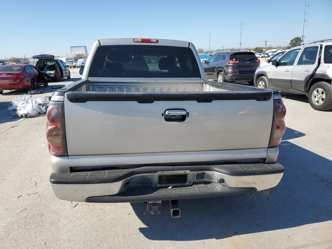 2005 Chevrolet Silverado - Image 6