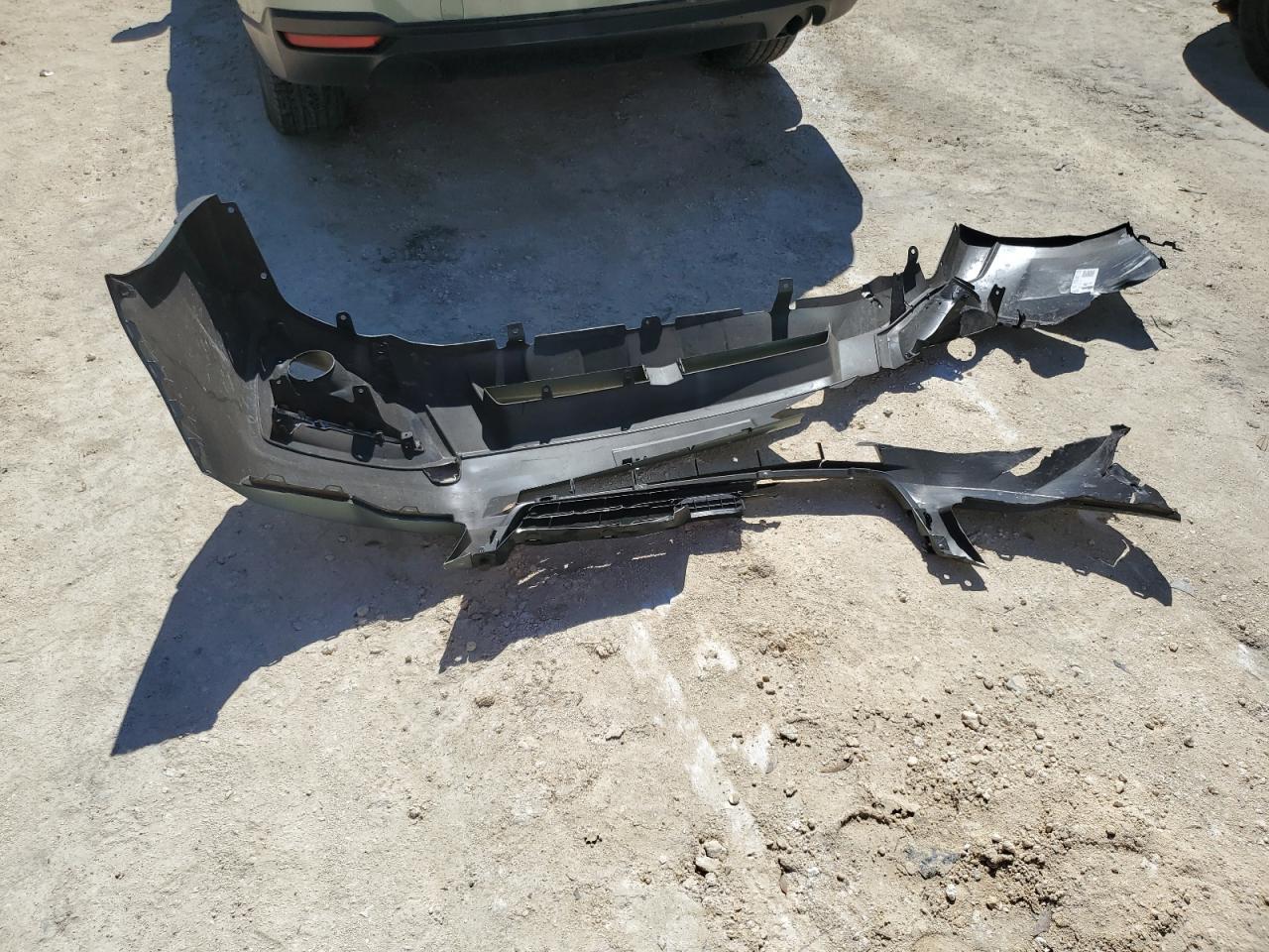 2018 Subaru Forester - Image 13