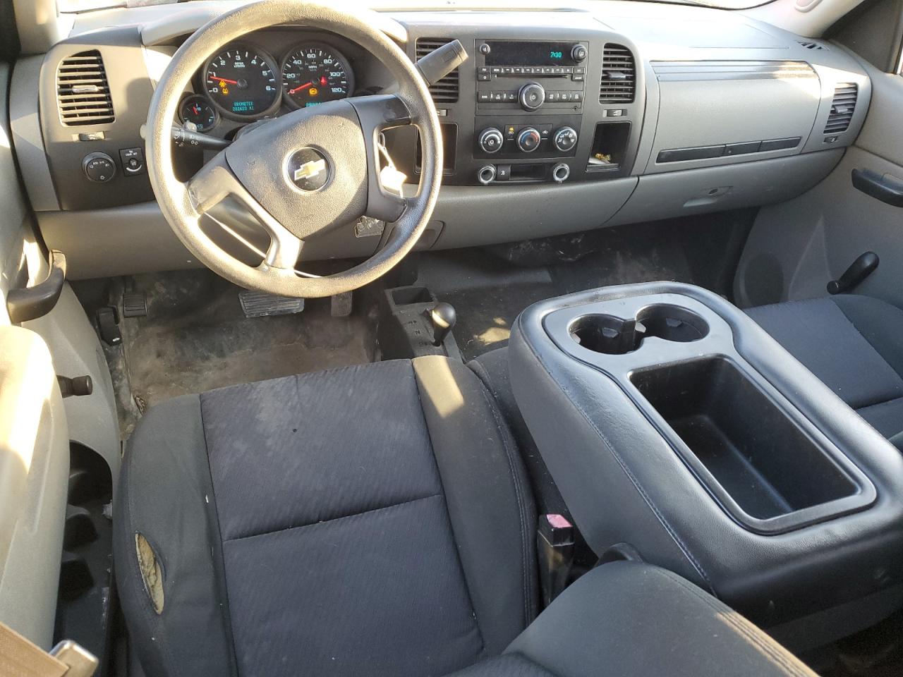 2011 Chevrolet Silverado - Image 8