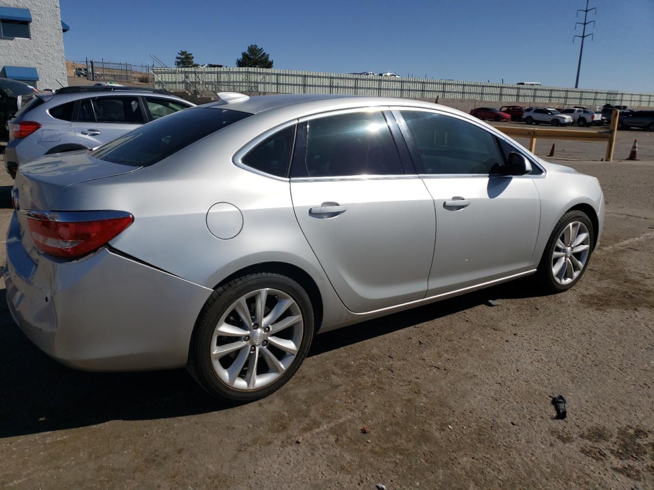 2015 Buick Verano - Image 3
