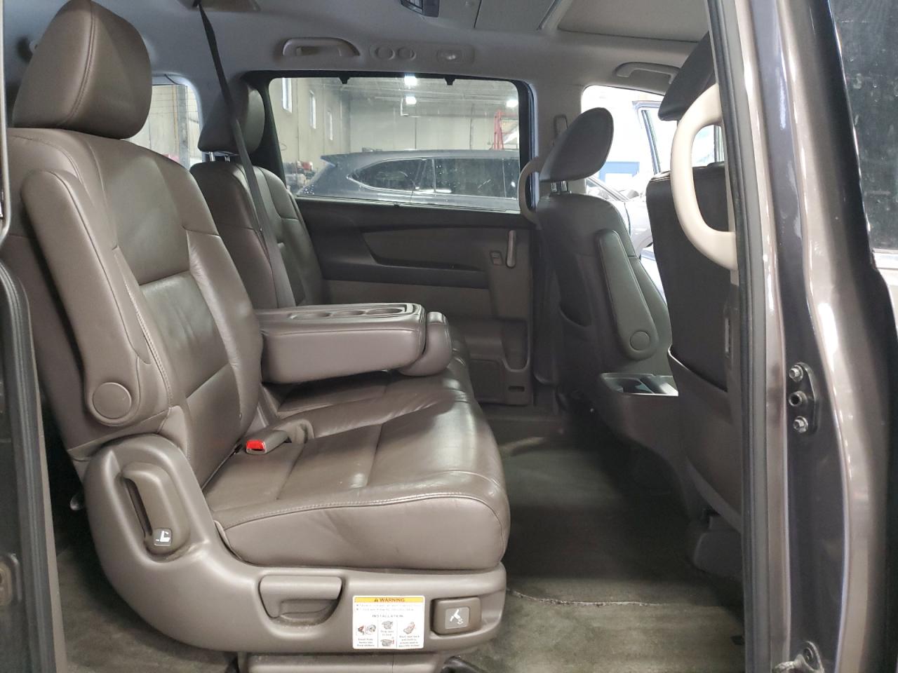 2012 Honda Odyssey - Image 11