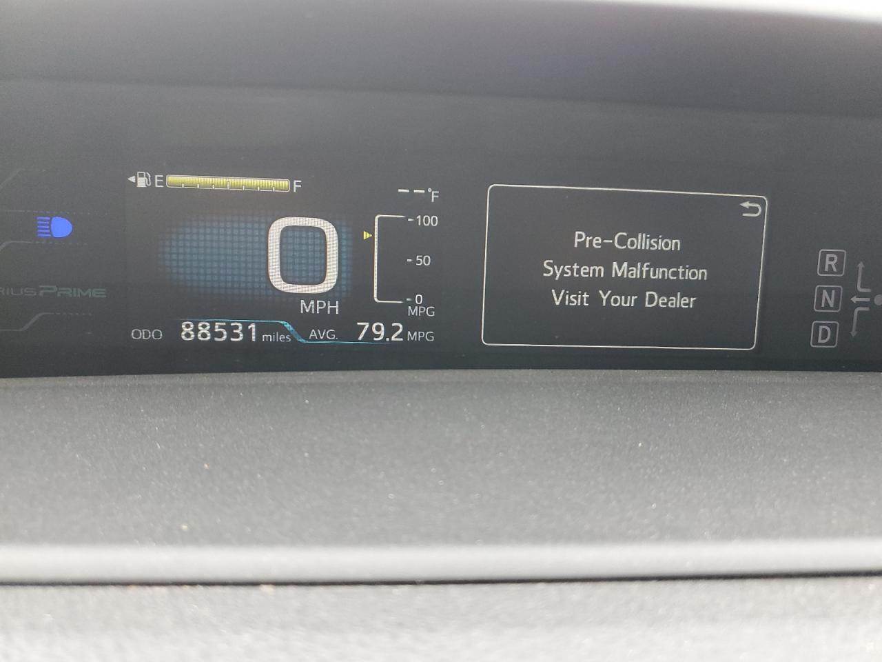 2017 Toyota Prius - Image 9