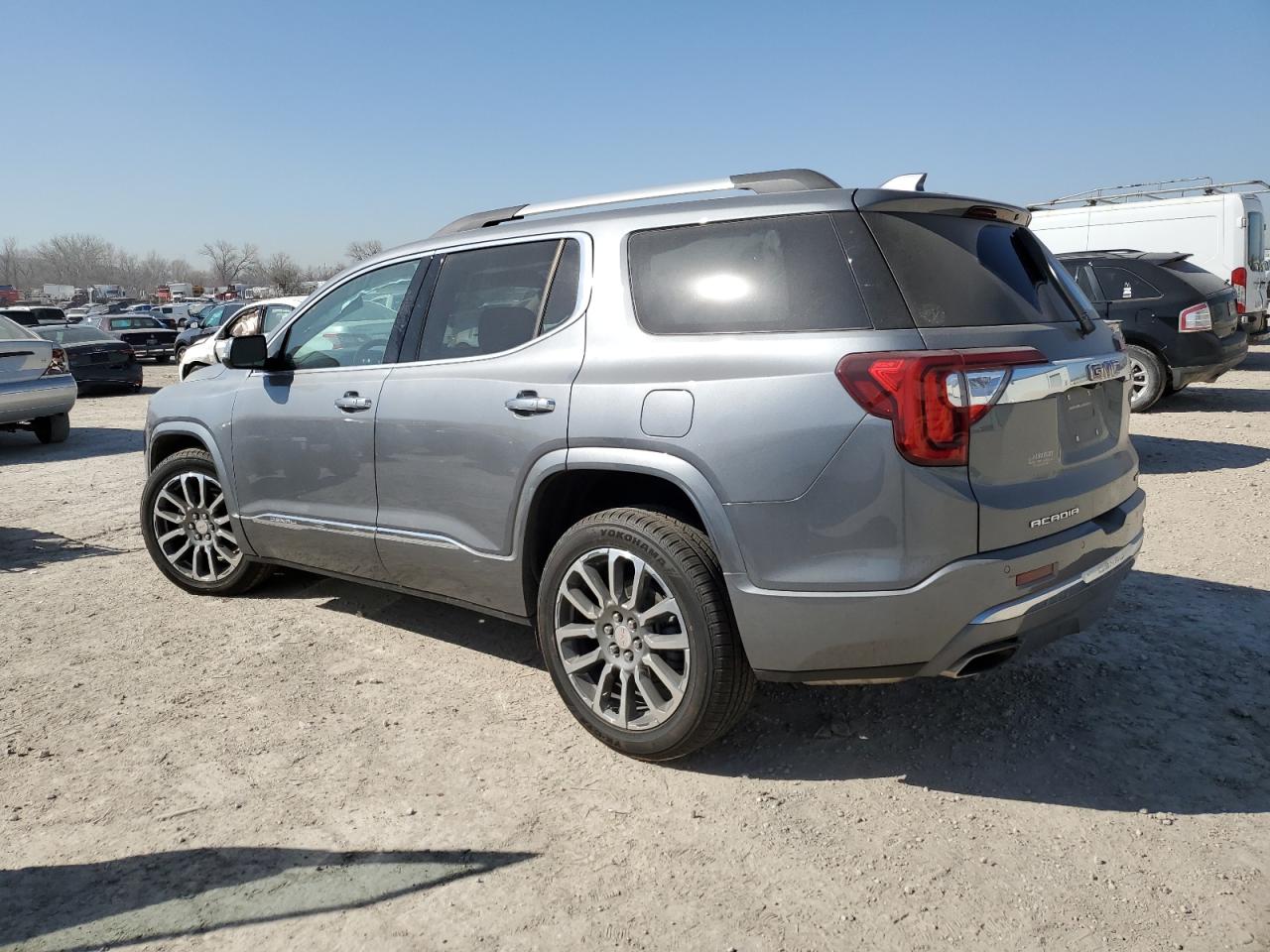 2021 GMC Acadia - Image 2