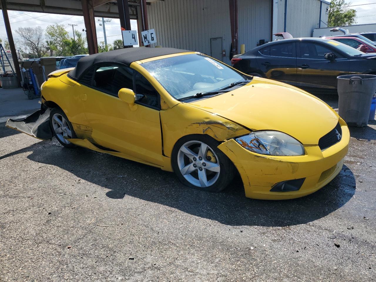 2009 Mitsubishi Eclipse - Image 4