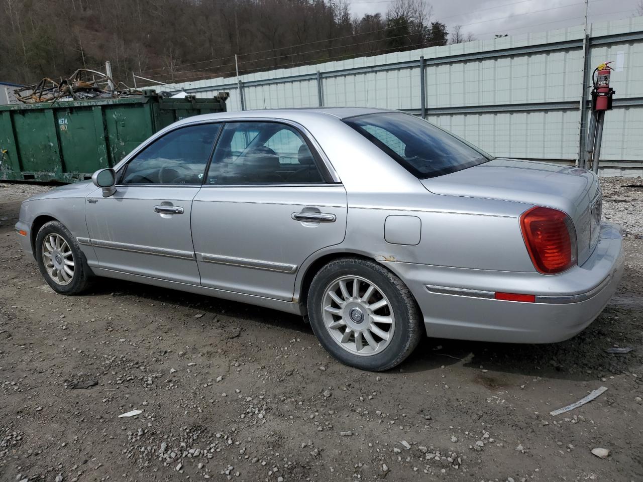 2005 Hyundai Grandeur - Image 2