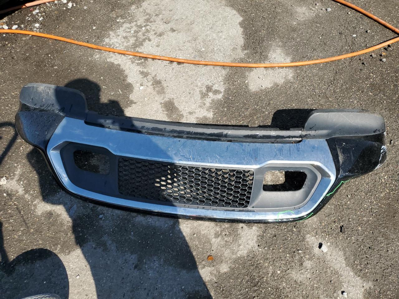 2019 Jeep Grand Cherokee - Image 13