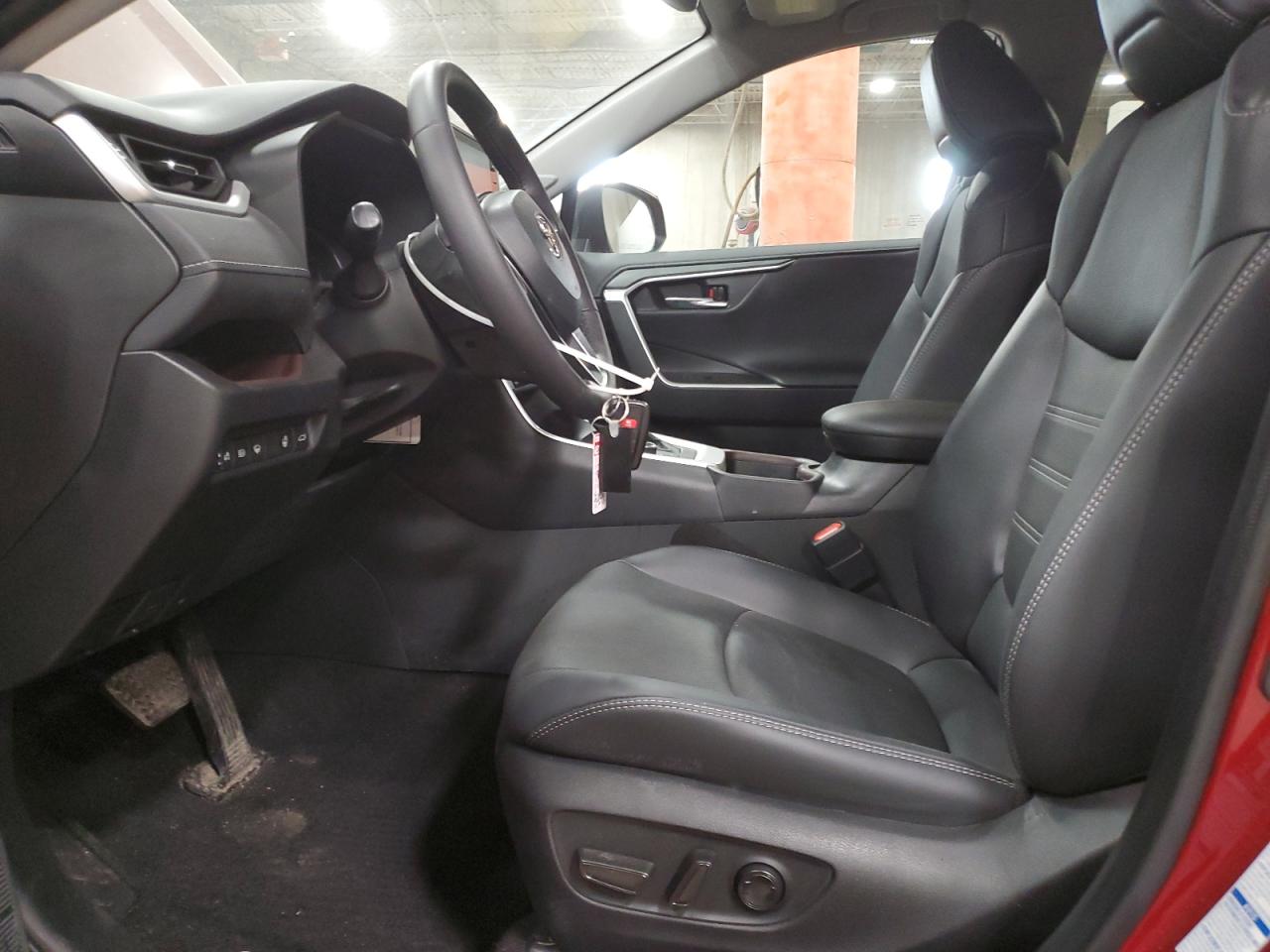 2022 Toyota RAV 4 - Image 7