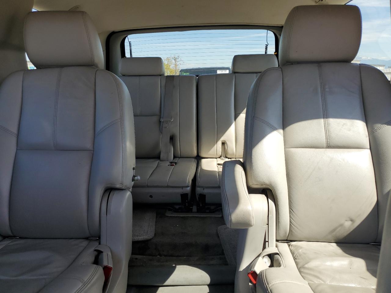 2012 Chevrolet Tahoe - Image 10