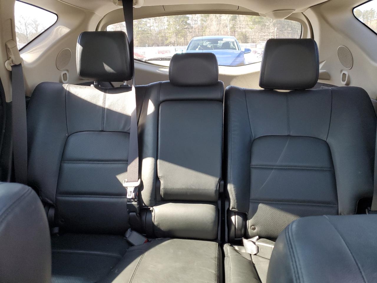 2012 Nissan Murano - Image 10