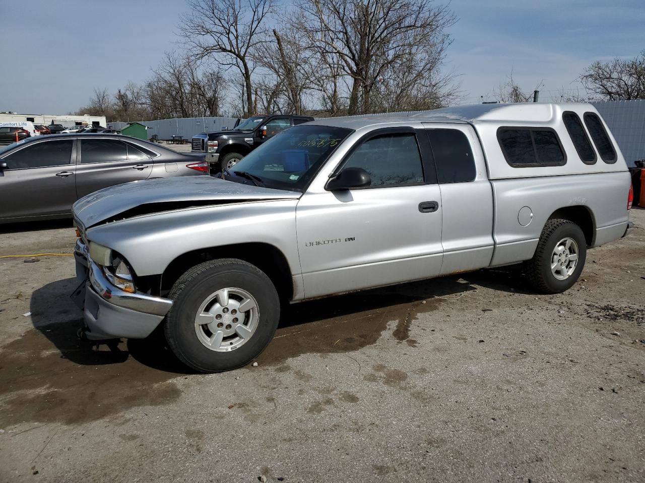 2001 Dodge Dakota for Sale in Bridgeton, MO - Front End