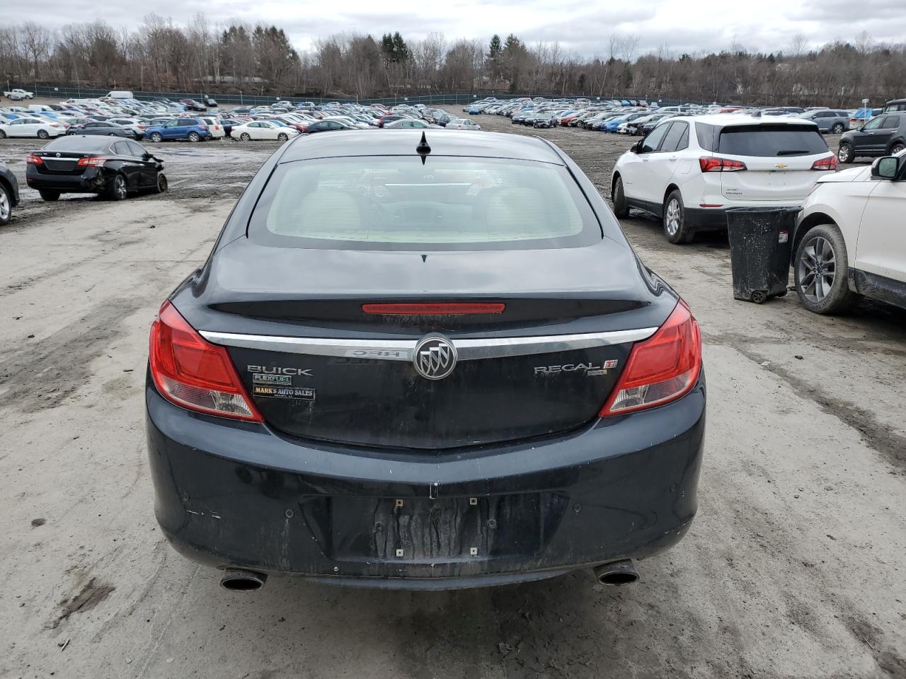 2011 Buick Regal - Image 6
