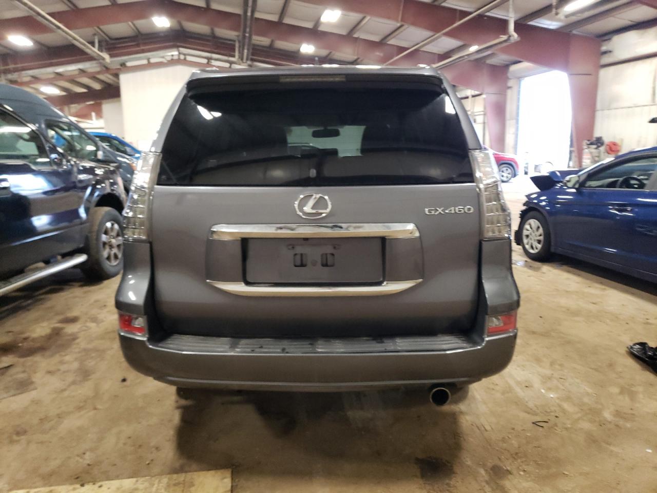 2015 Lexus GX - Image 6