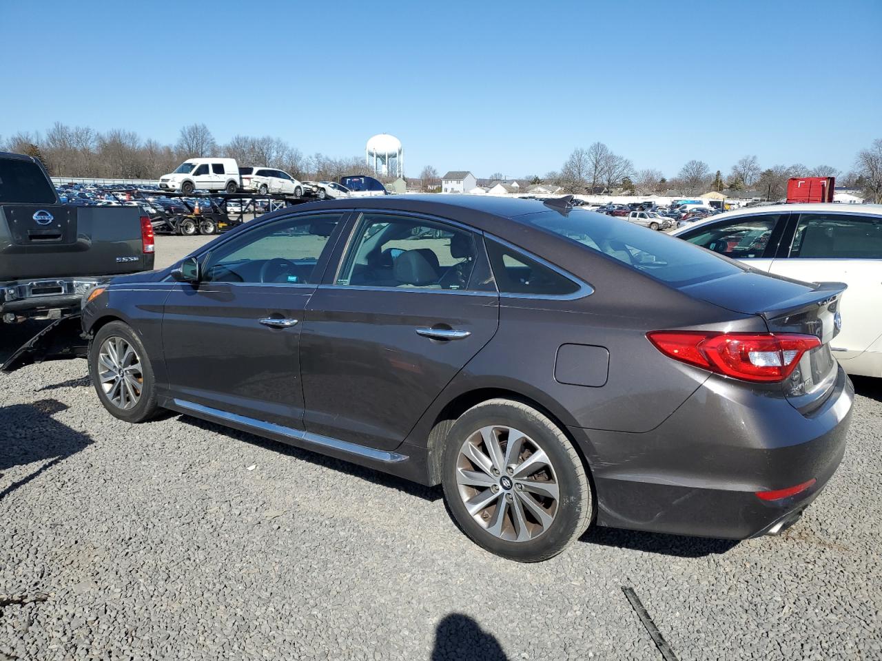 2015 Hyundai Sonata - Image 2