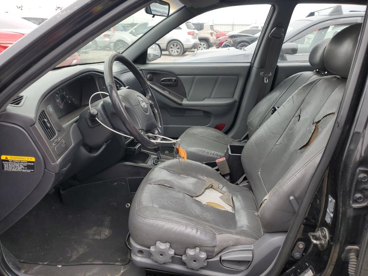 2005 Hyundai Elantra - Image 7