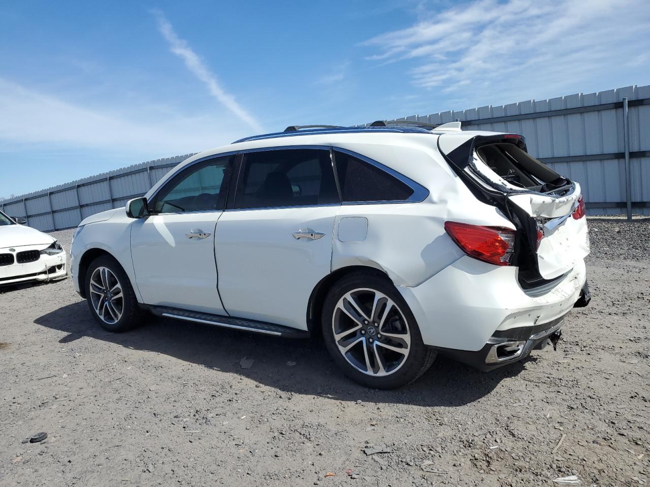 2018 Acura MDX - Image 2
