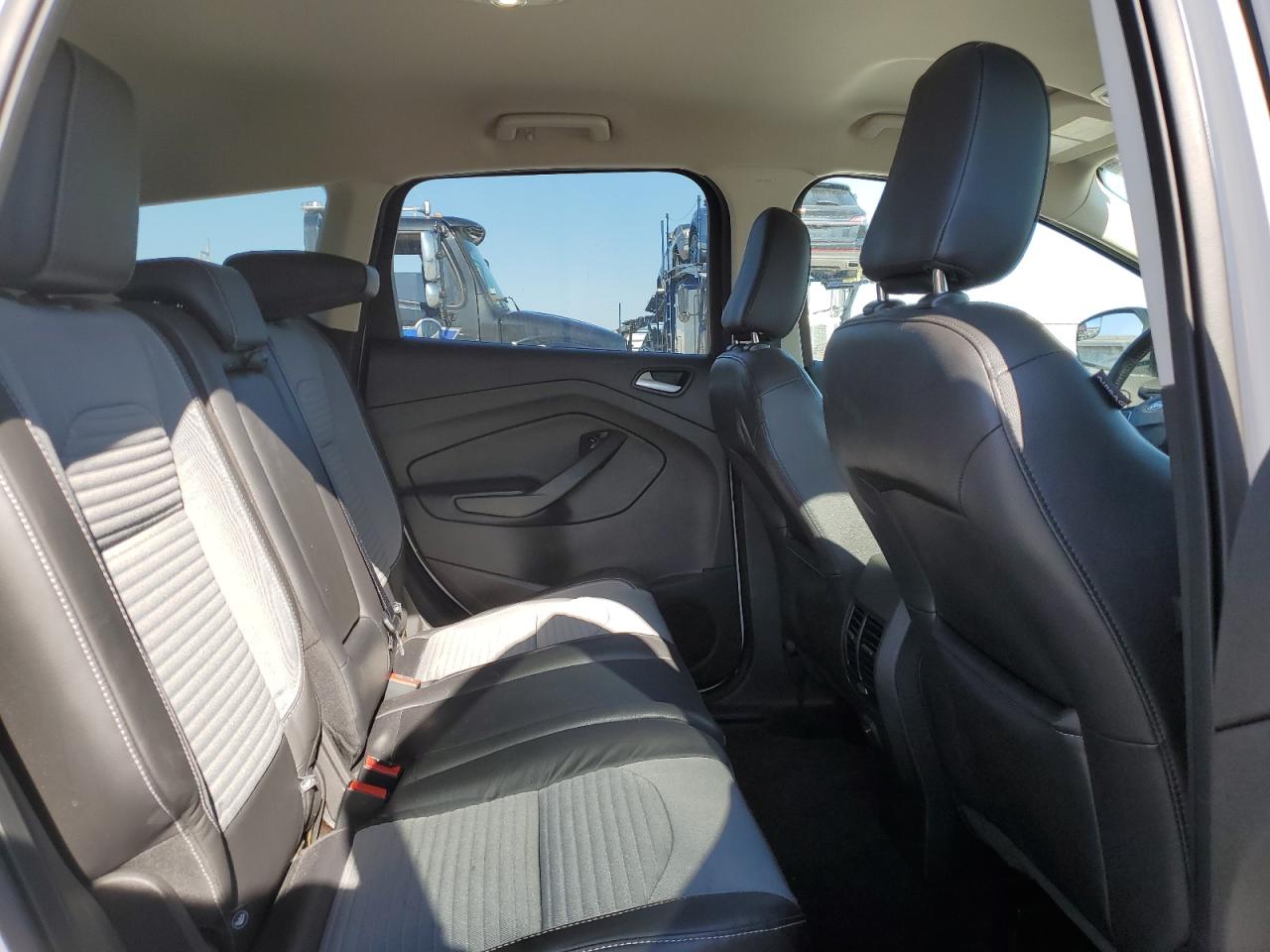 2019 Ford Escape - Image 11