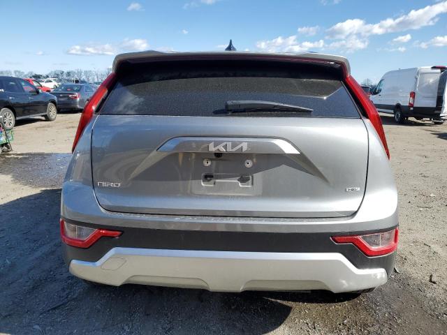  KIA NIRO 2023 Srebrny