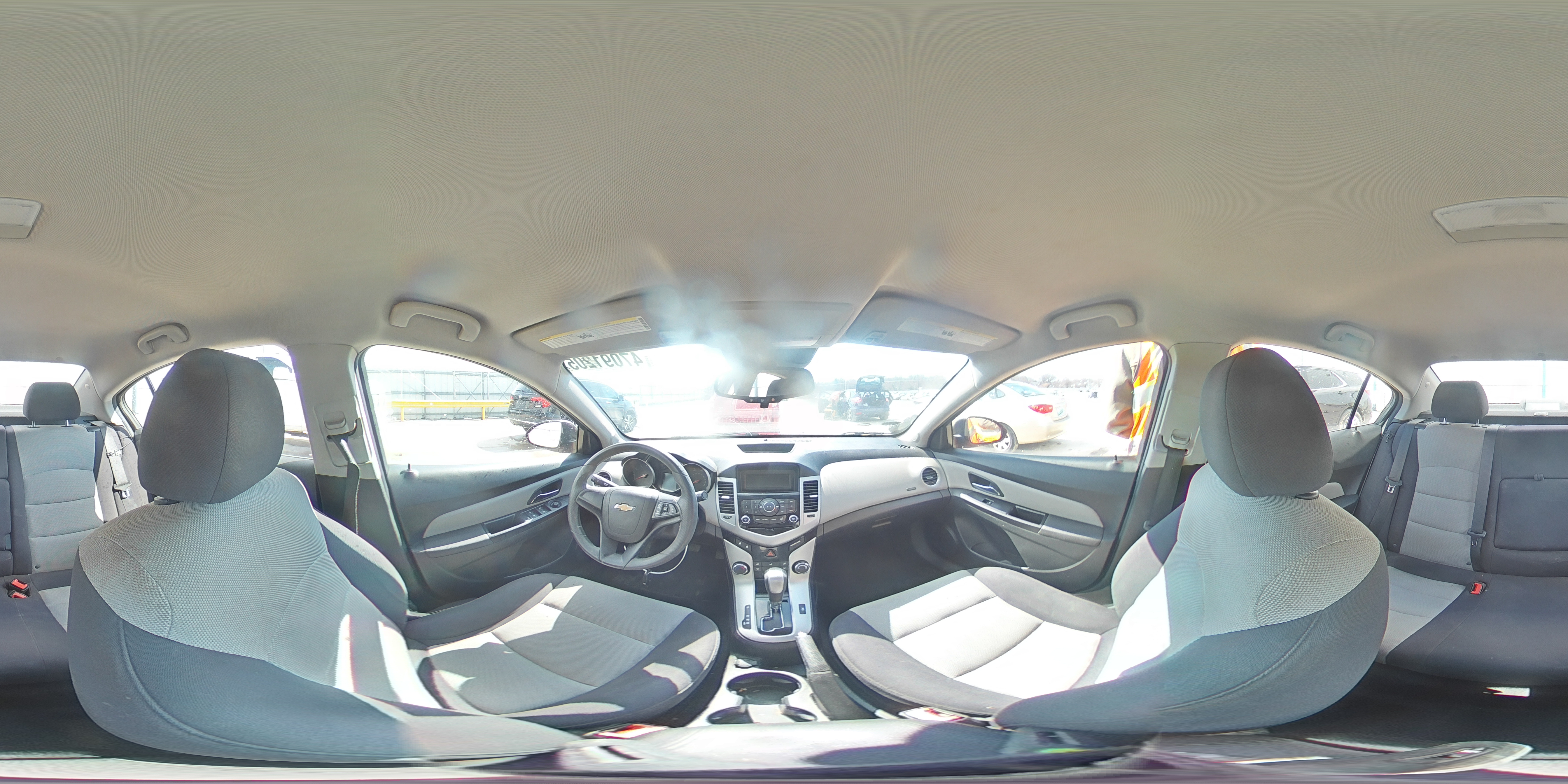 2014 Chevrolet Cruze - Image 15