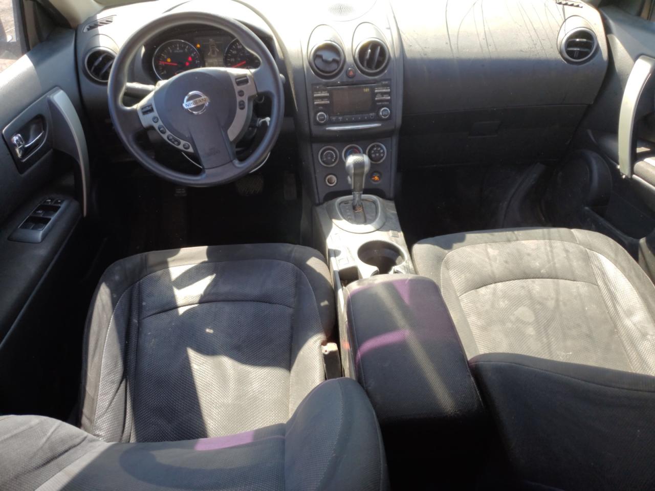 2014 Nissan Rogue - Image 8