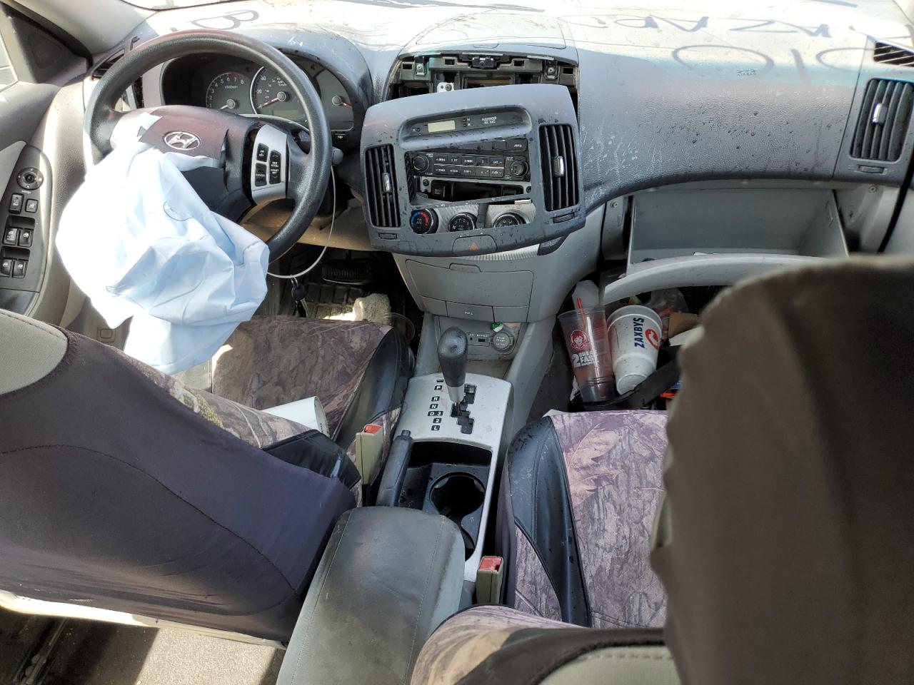 2009 Hyundai Elantra - Image 8