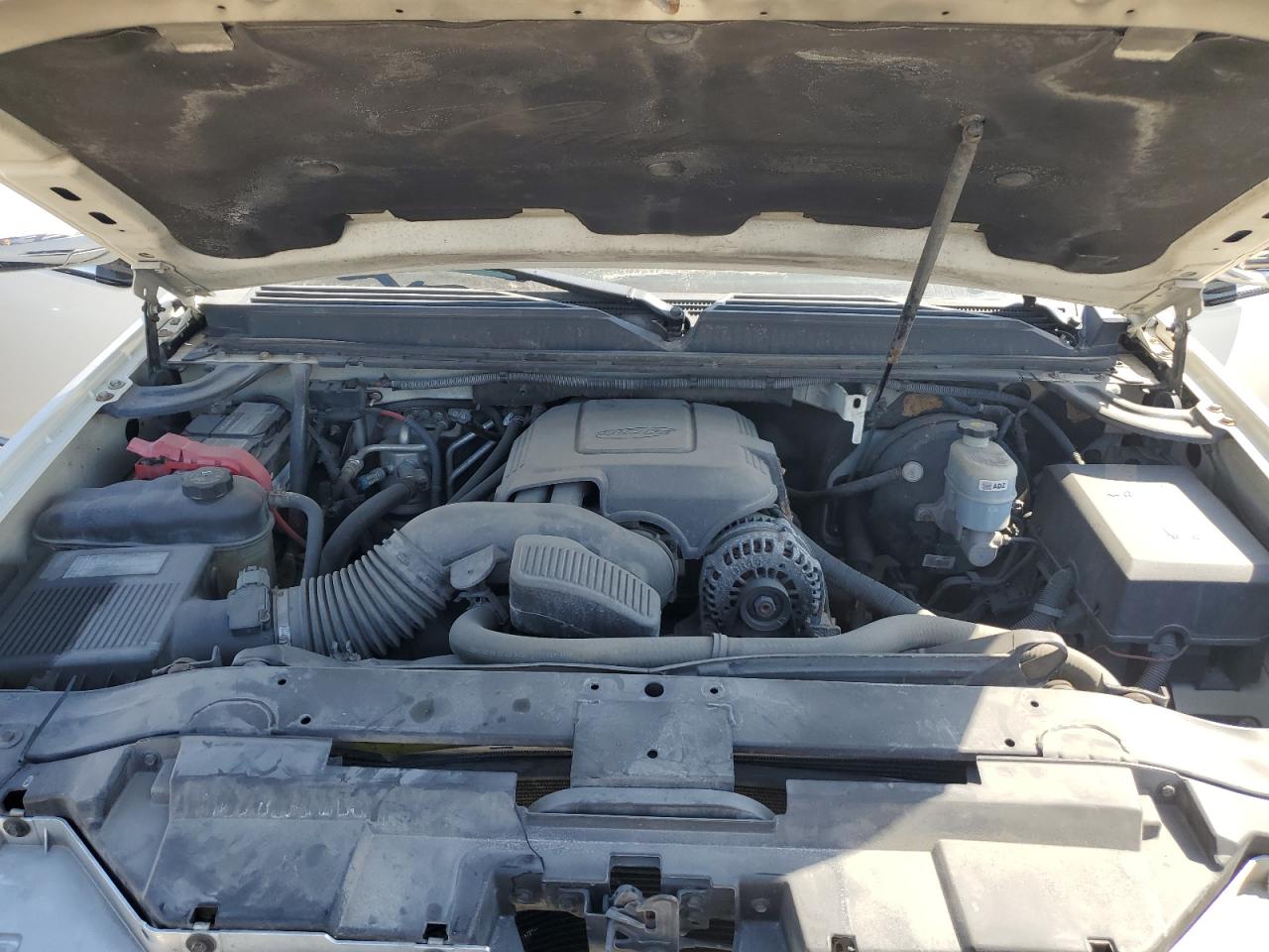 2009 Cadillac Escalade - Image 13