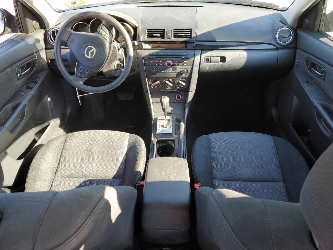2009 Mazda 3 - Image 8