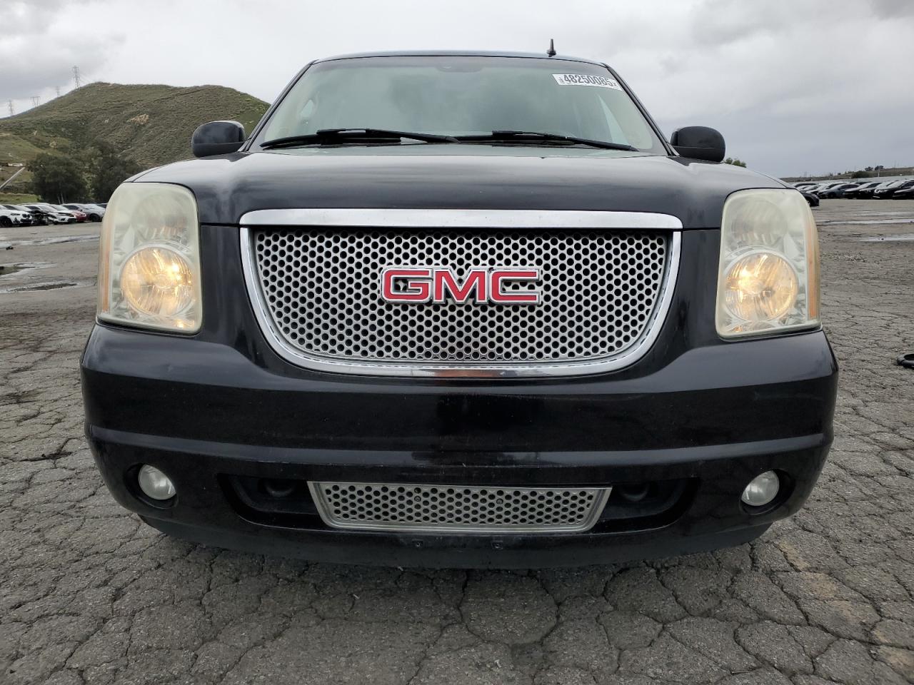 2007 GMC Yukon - Image 5