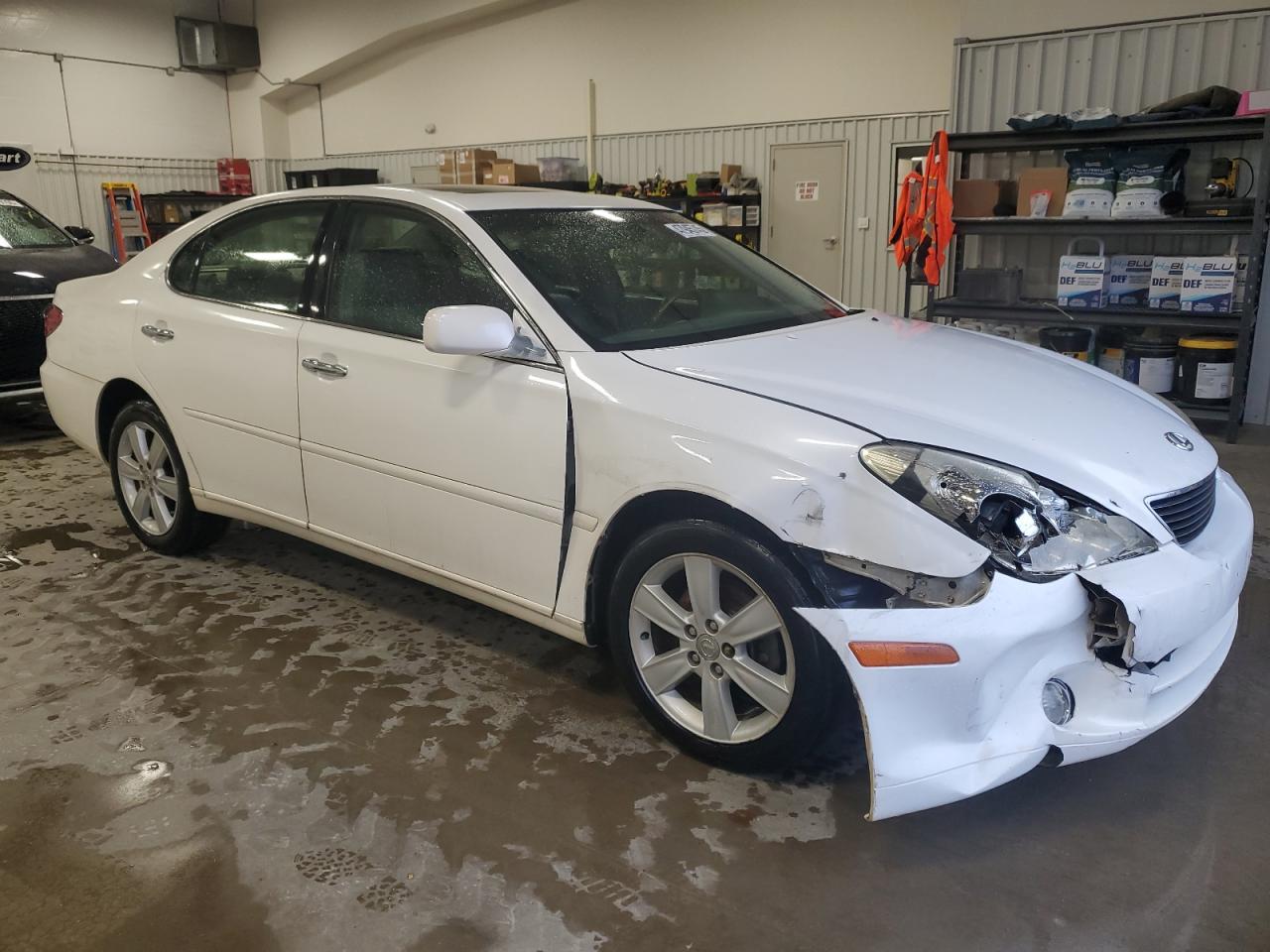 2005 Lexus ES - Image 4