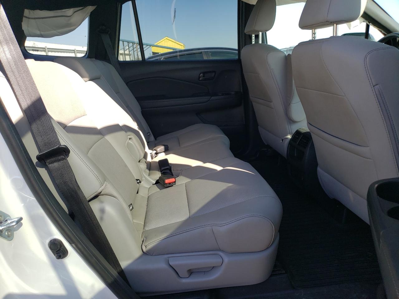 2022 Honda Passport - Image 11