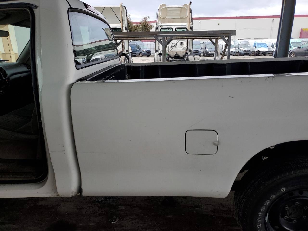 2005 Toyota Tundra - Image 10