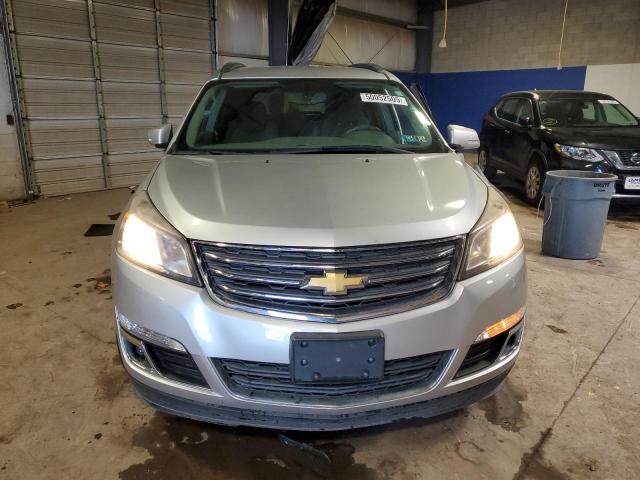  CHEVROLET TRAVERSE 2015 Srebrny