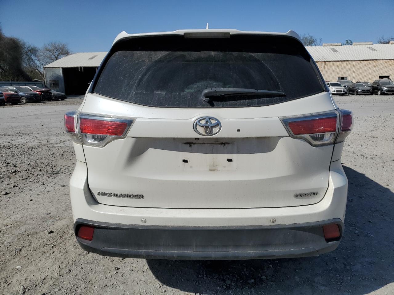 2014 Toyota Highlander - Image 6