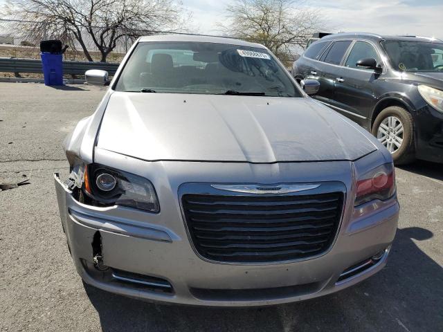  CHRYSLER 300 2014 Серебристый