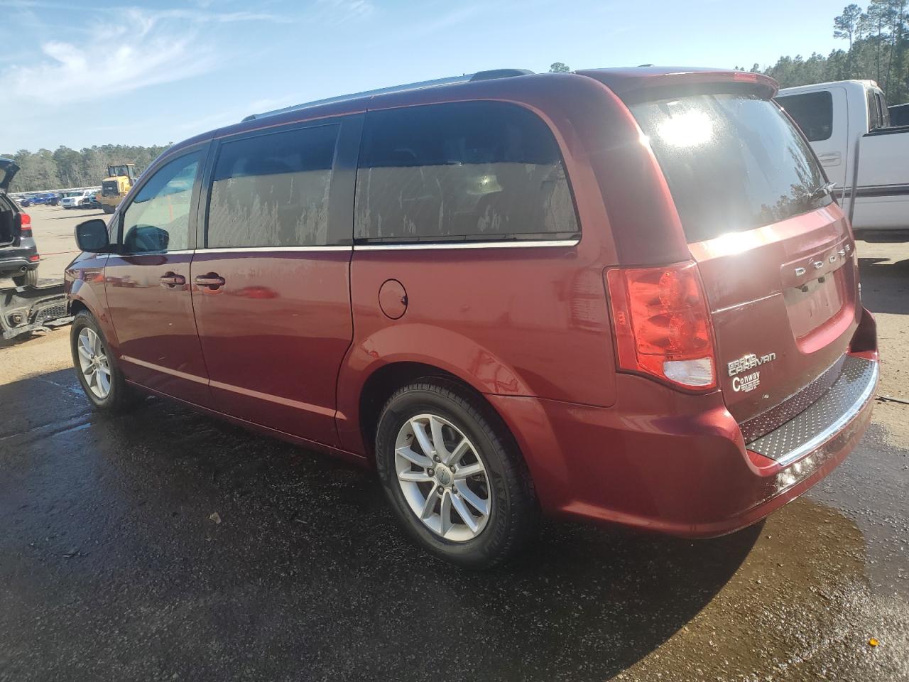 2019 Dodge Caravan - Image 2