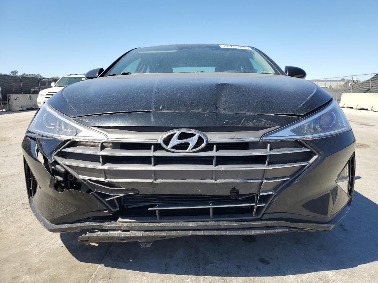 2020 Hyundai Elantra - Image 5
