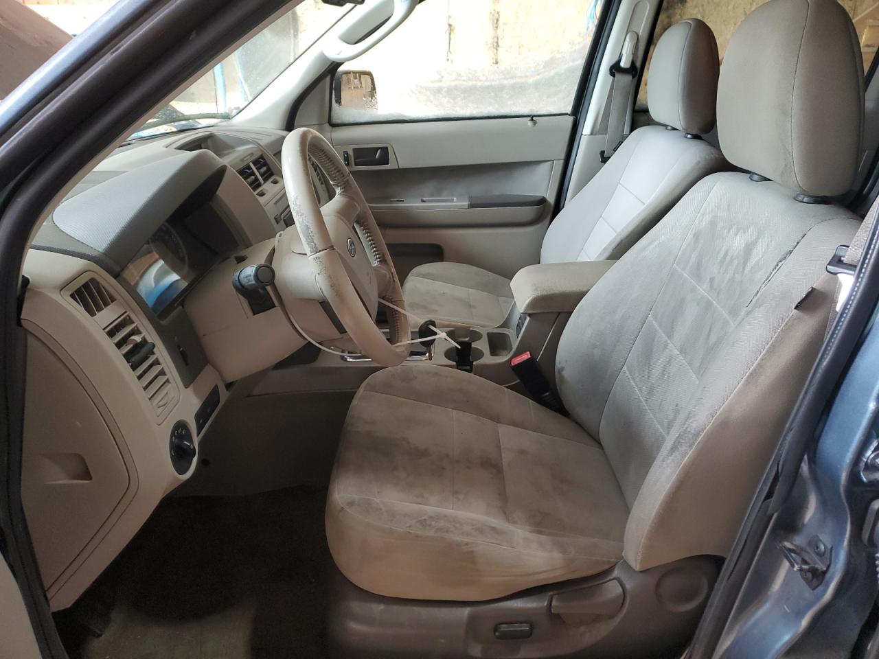 2010 Ford Escape - Image 7