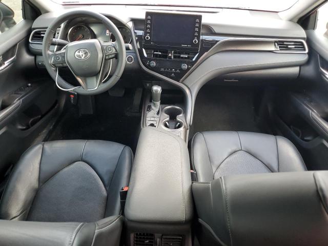  TOYOTA CAMRY 2021 Czerwony