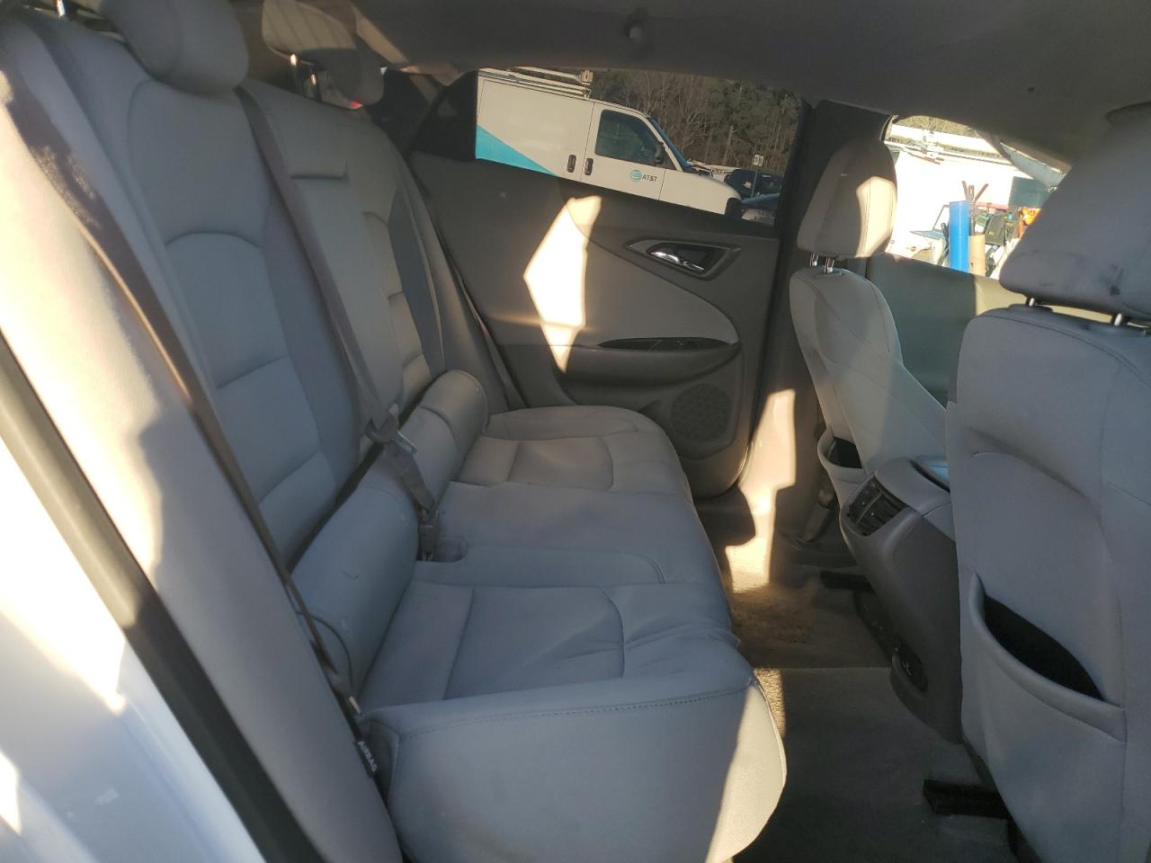 2018 Chevrolet Malibu - Image 10