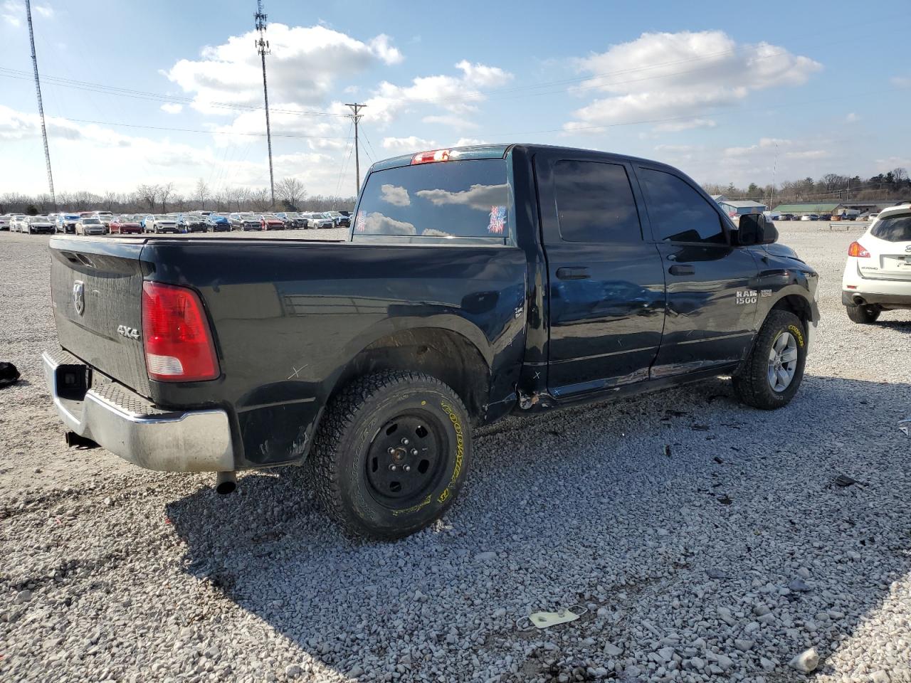 2016 RAM 1500 - Image 3