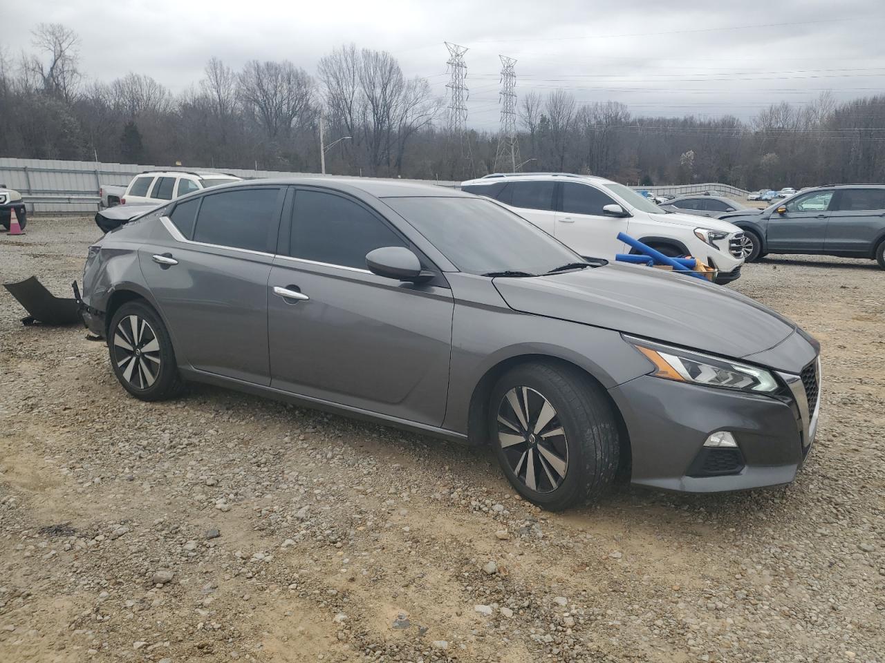2021 Nissan Altima - Image 4