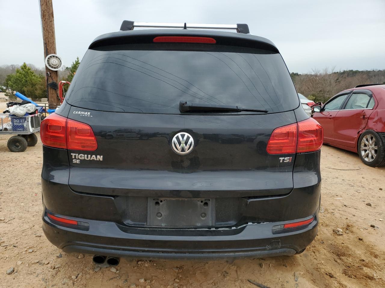 2017 Volkswagen Tiguan - Image 6