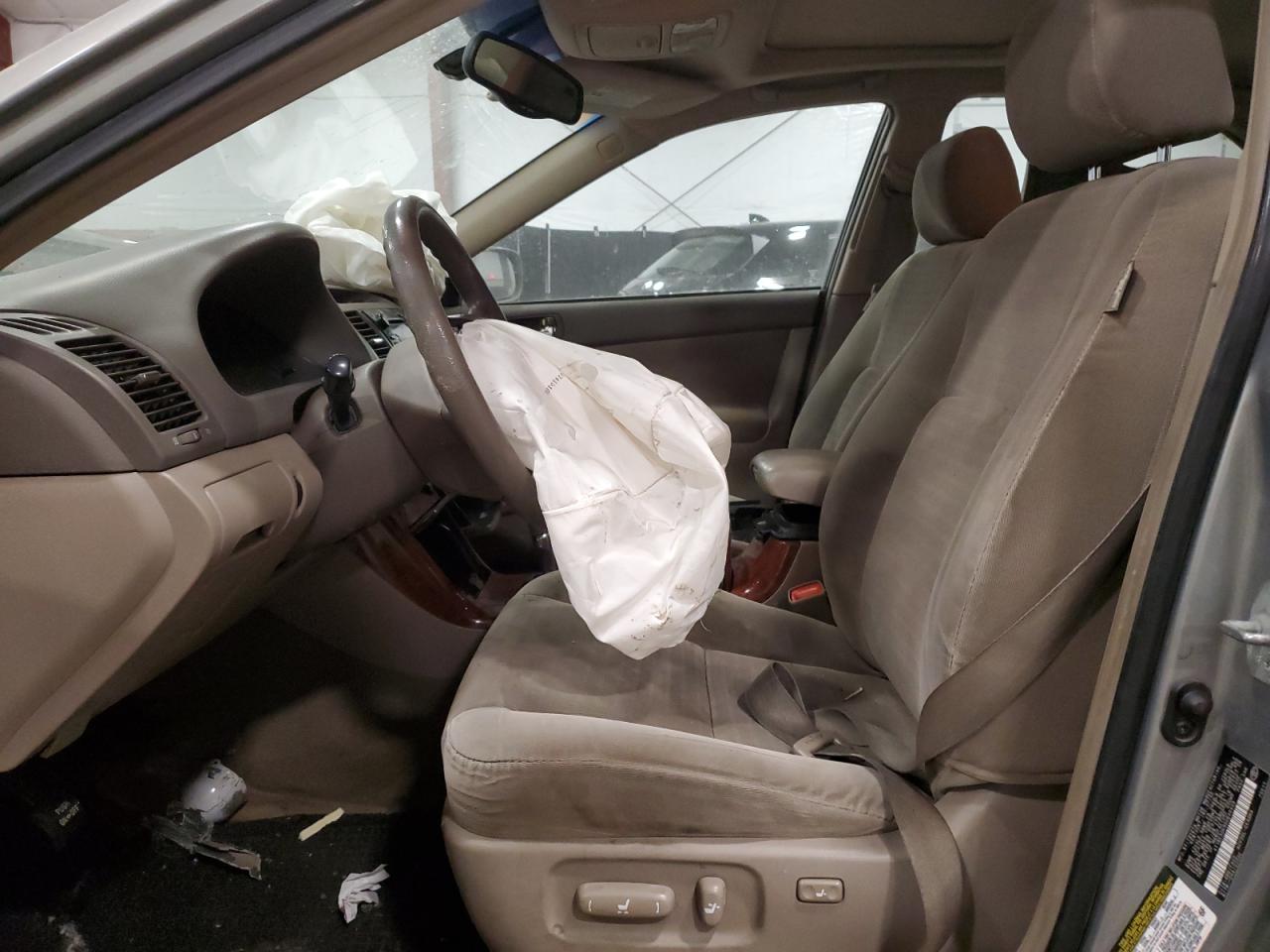 2005 Toyota Camry - Image 7