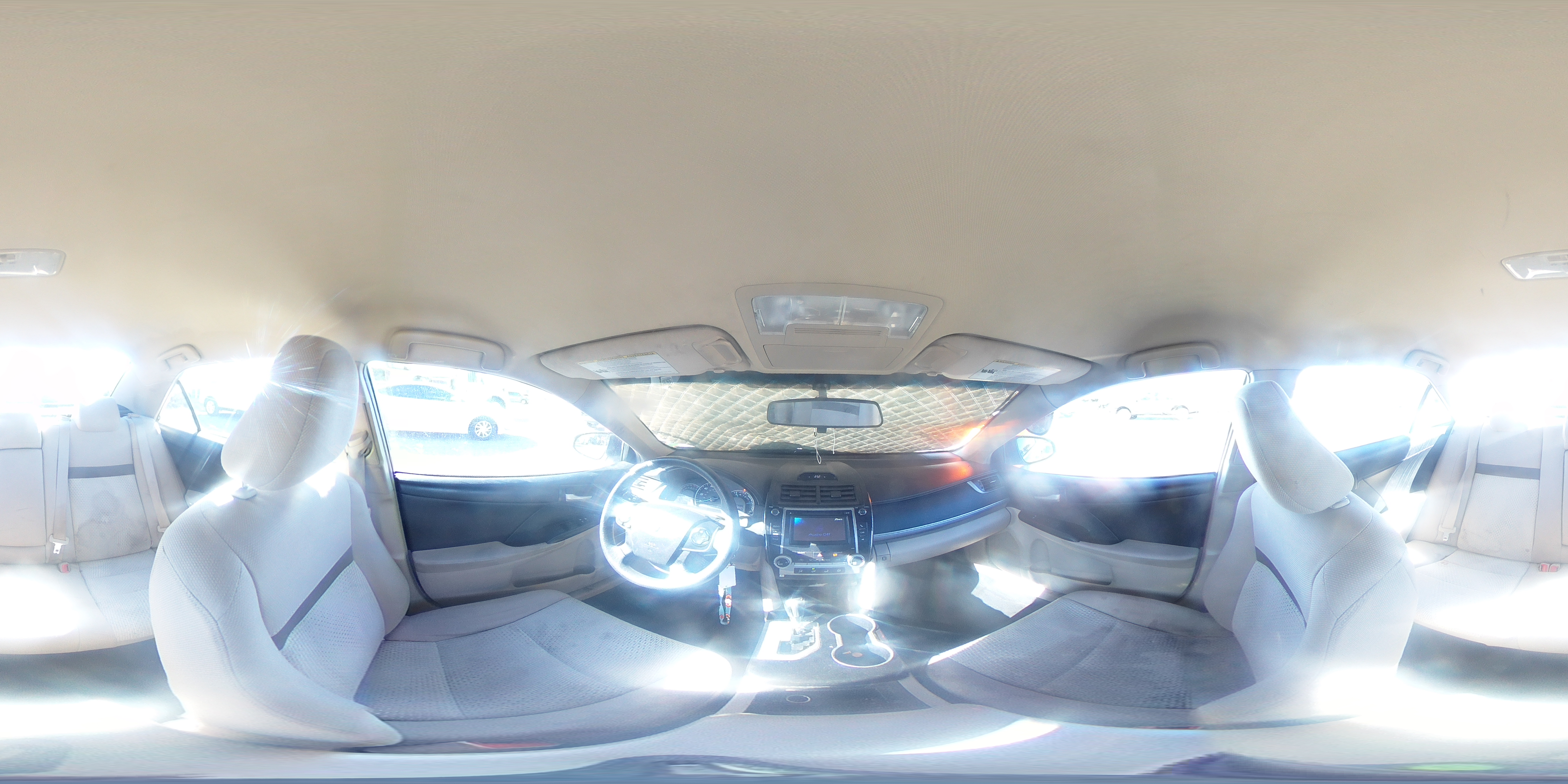 2014 Toyota Camry - Image 14
