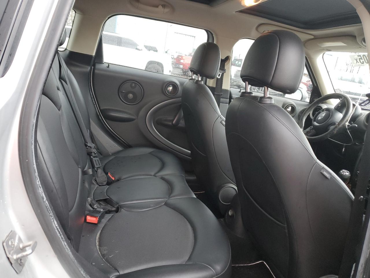 2012 MINI Cooper - Image 10