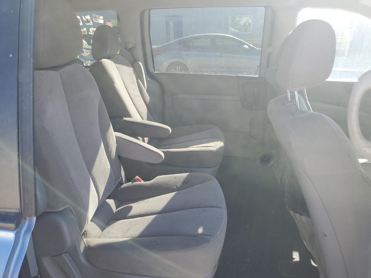 2014 Kia Sedona - Image 11