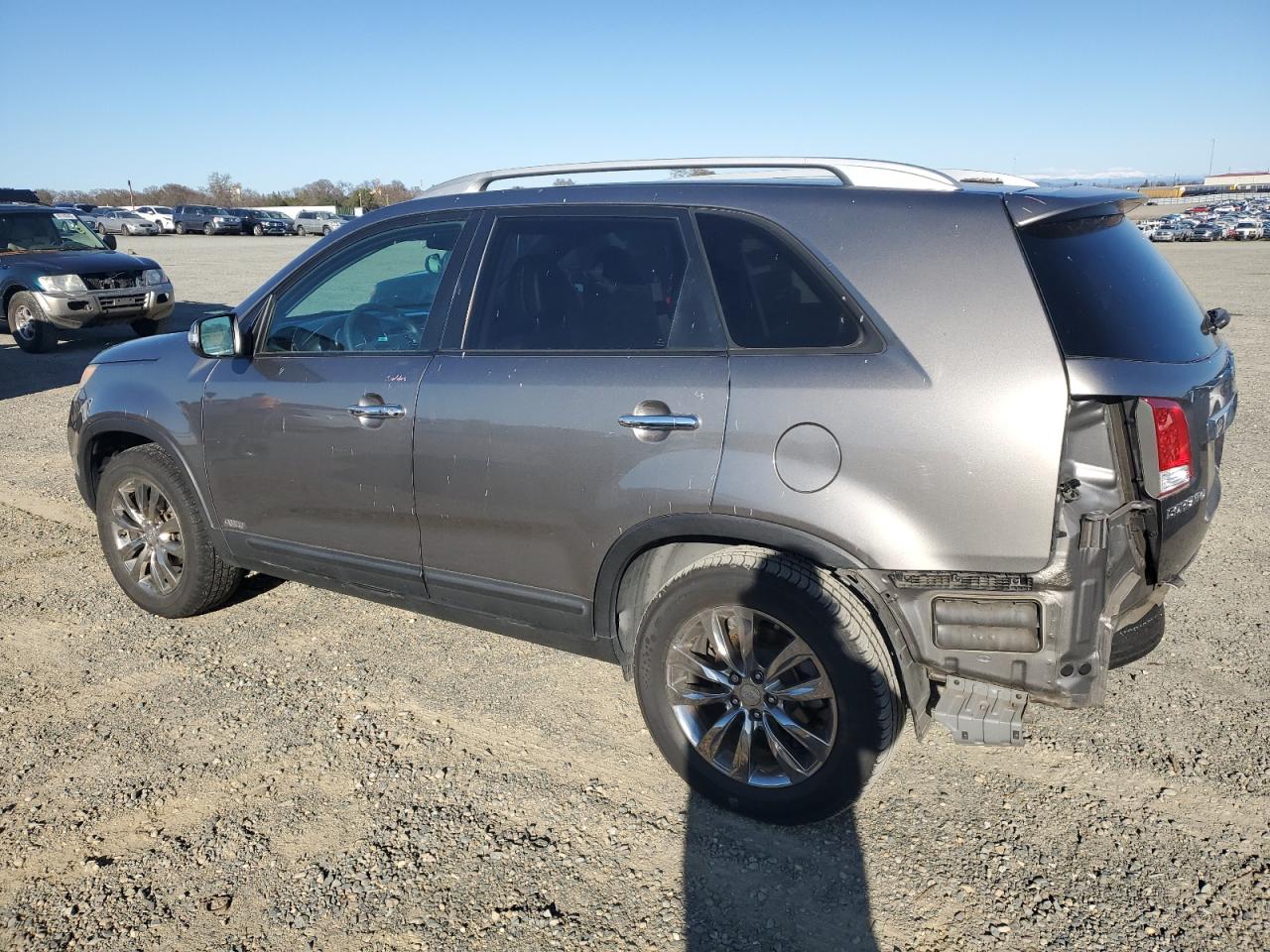 2011 Kia Sorento - Image 2