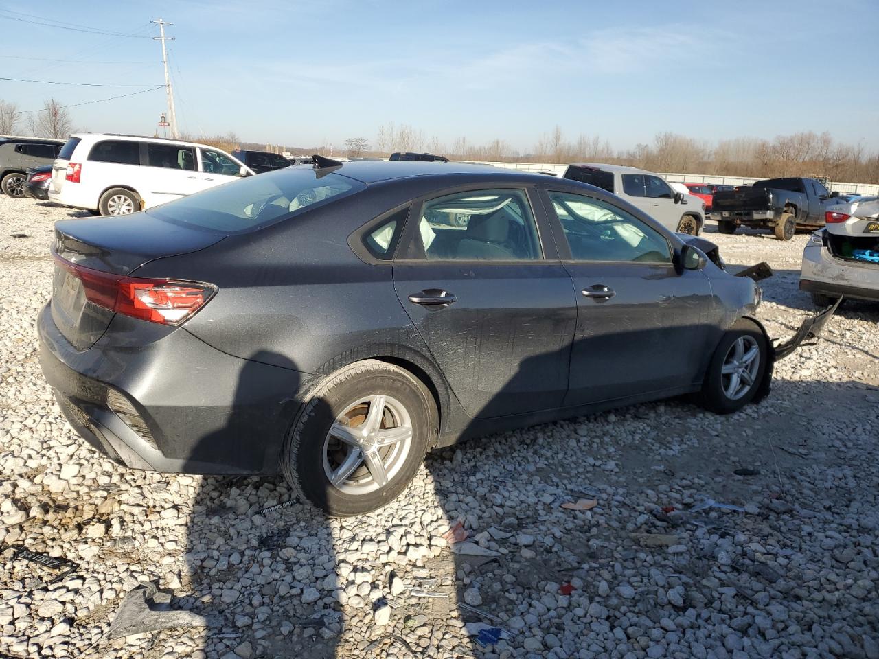 2022 Kia Forte - Image 3