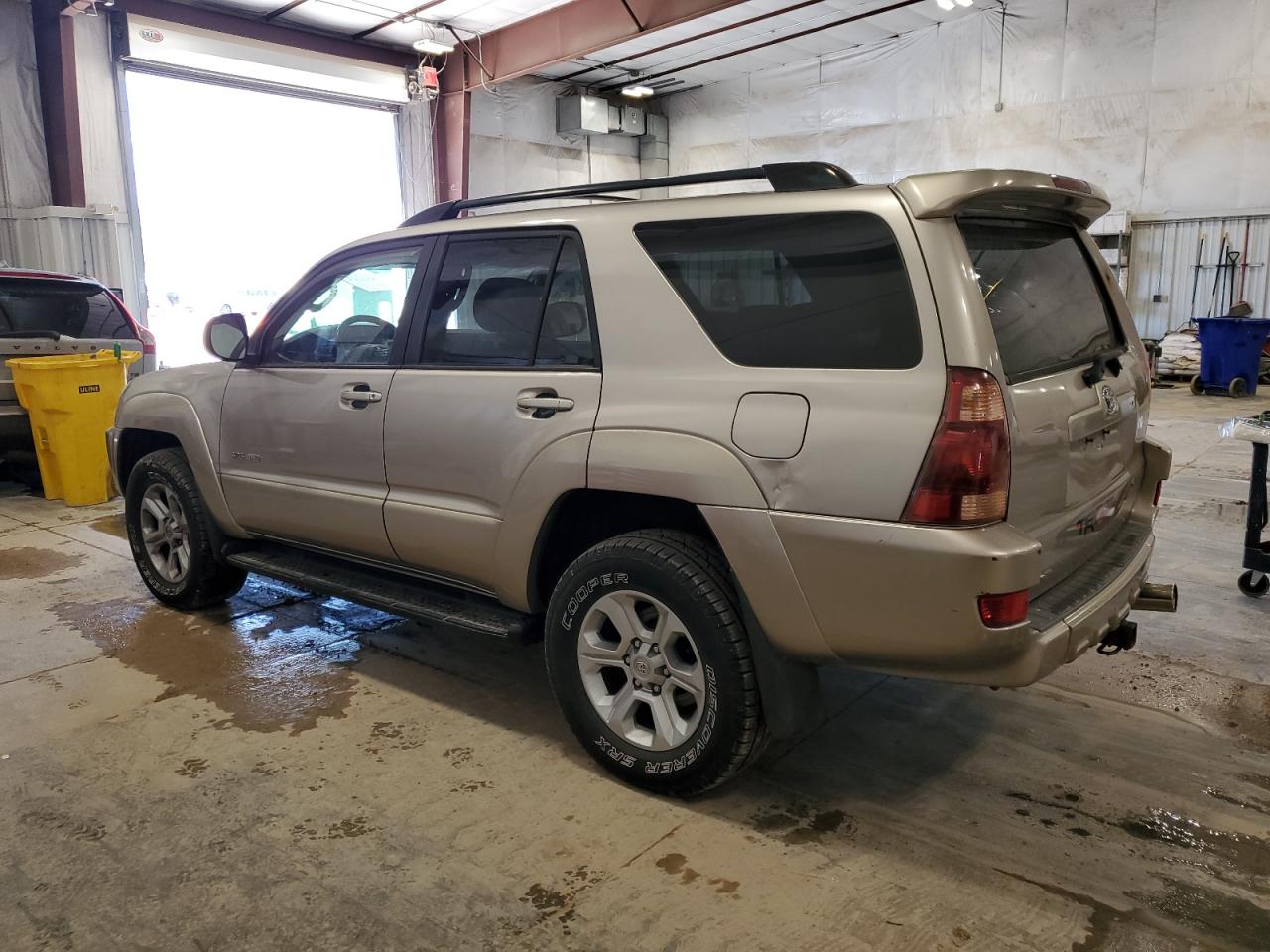 2004 Toyota 4Runner - Image 2