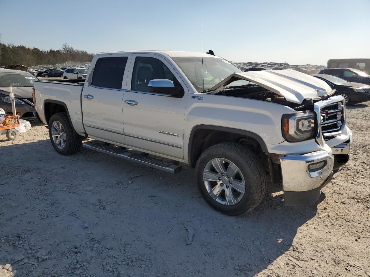 2017 GMC Sierra - Image 4